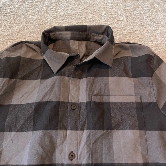 Lululemon Masons Peak Flannel Size M Color black & Gray - Picture 2 of 9